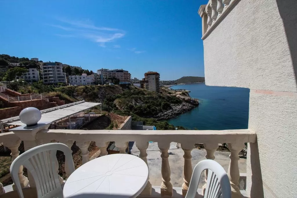 Romario Apartments DBL 6.jpg